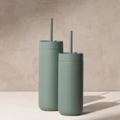 Carter Cold Desert Capsule tumbler med sugerør 590 ml smoke green