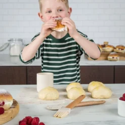 Chic Kids bakesett til barn 3 deler krem