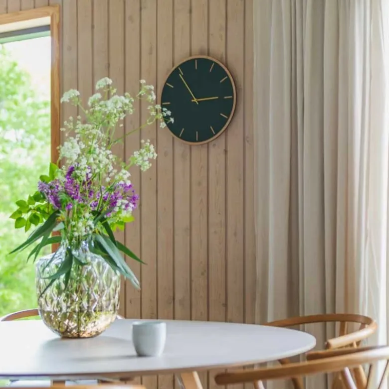 Conifer Oak veggklokke 38 cm mørk grønn linoleum m/gull viser