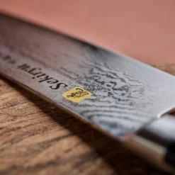 Damask santokukniv 18 cm svart