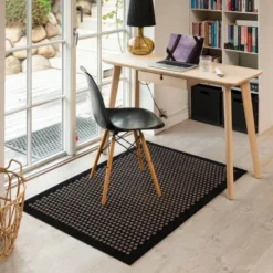Dot gulvmatte 130x90 cm svart/sand