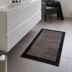 Dot gulvmatte 120x67 cm svart/sand