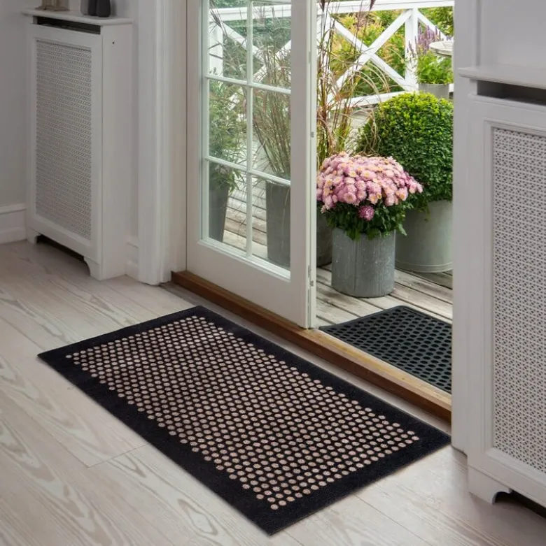 Dot gulvmatte 120x67 cm svart/sand
