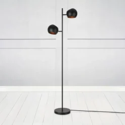 Edgar gulvlampe 145 cm svart