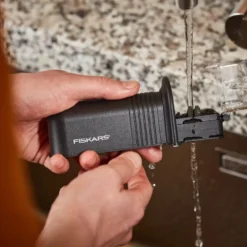 Essential roll-sharp knivsliper