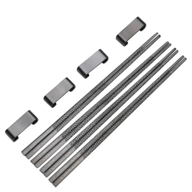 Frost Kito spisepinner 4 par med holder svart