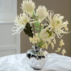 Happia blomsterdekorasjon 7 cm gul