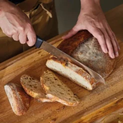 Hard Edge brødkniv