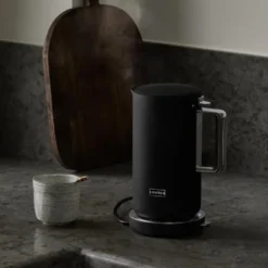 Kettle vannkoker 1,2L svart