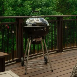 Kullgrill Crown Kettle Premium kullgrill 57 cm svart