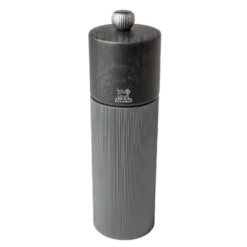 Line pepperkvern 18 cm mørk tre