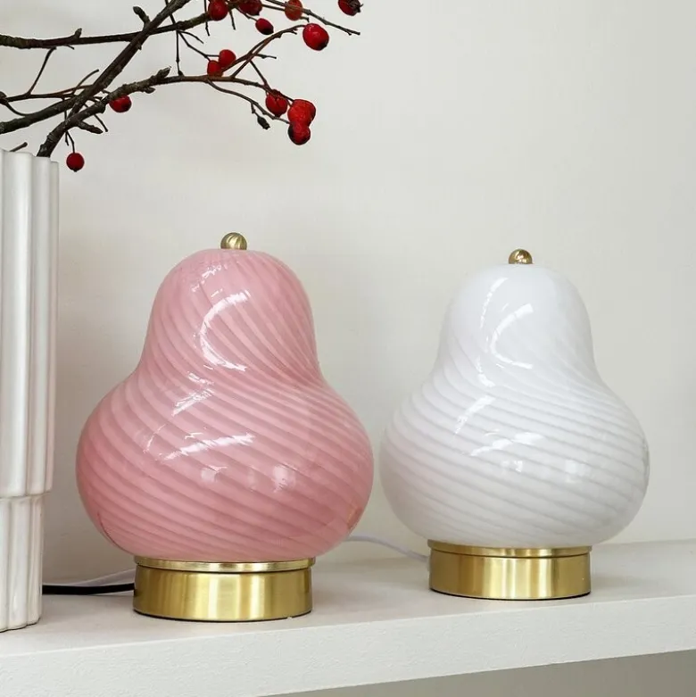 Lucy bordlampe 21,5 cm hvit
