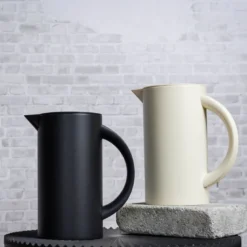 Mocca termokanne 1L matt svart
