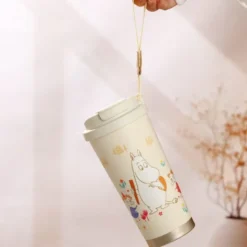 Mummi take-away termokopp 58 cl på tur beige