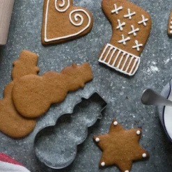Pepperkakeformer i ring julefigurer 5 stk