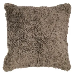 Pute new zealand saueskinn kort ull 40x40 cm sahara