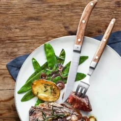Ranch biffsett med biffkniv og gaffel 12 deler