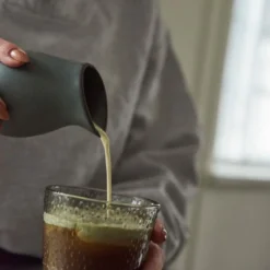RAW Northern Green fløtekanne 0,2L