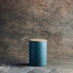 RAW Northern Green redskapskrukke med lokk 15x10 cm teak