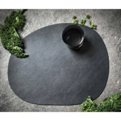 RAW Recycled dekkebrikke 41x33,5 cm svart