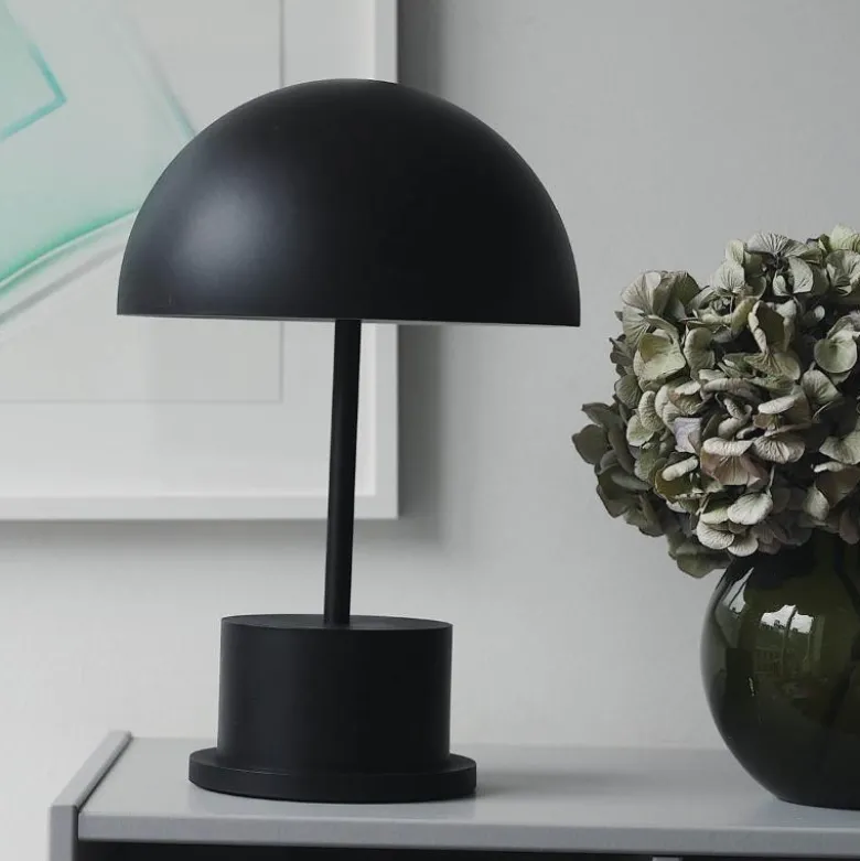 Riviera lampe svart