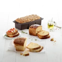 Silikonform for brød eller kake 25x13 cm brun
