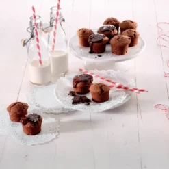 Silikonform for mini-muffins 11 hull svart