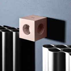 Square 2 USB-C 76x76 cm 30W New Pink