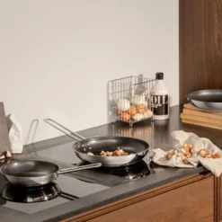 Stainless Steel stekepanne 20 cm Slip-Let® belegg