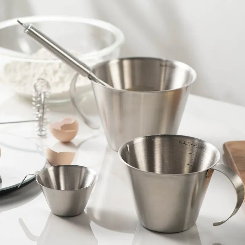 Steel Essentials målebeger 1L børstet