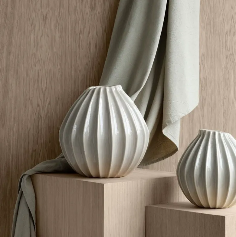 Wide vase M 25x25 cm Ivory